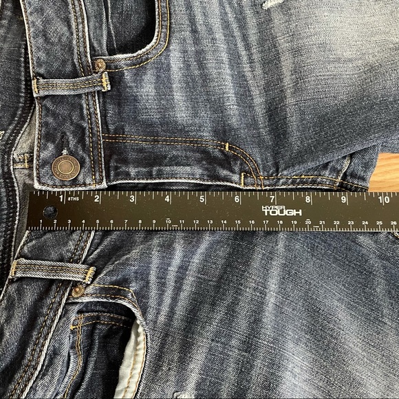 American Eagle lightly distressed Bootcut jeans - Picture 14 of 16